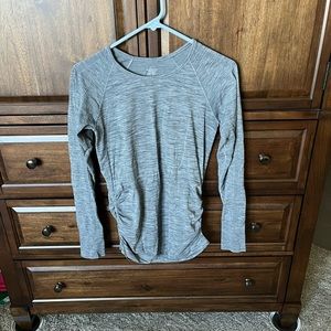 ATHLETA SPEEDLIGHT LONG SLEEVE T SHIRT.   GREY HEATHER. SZ. M